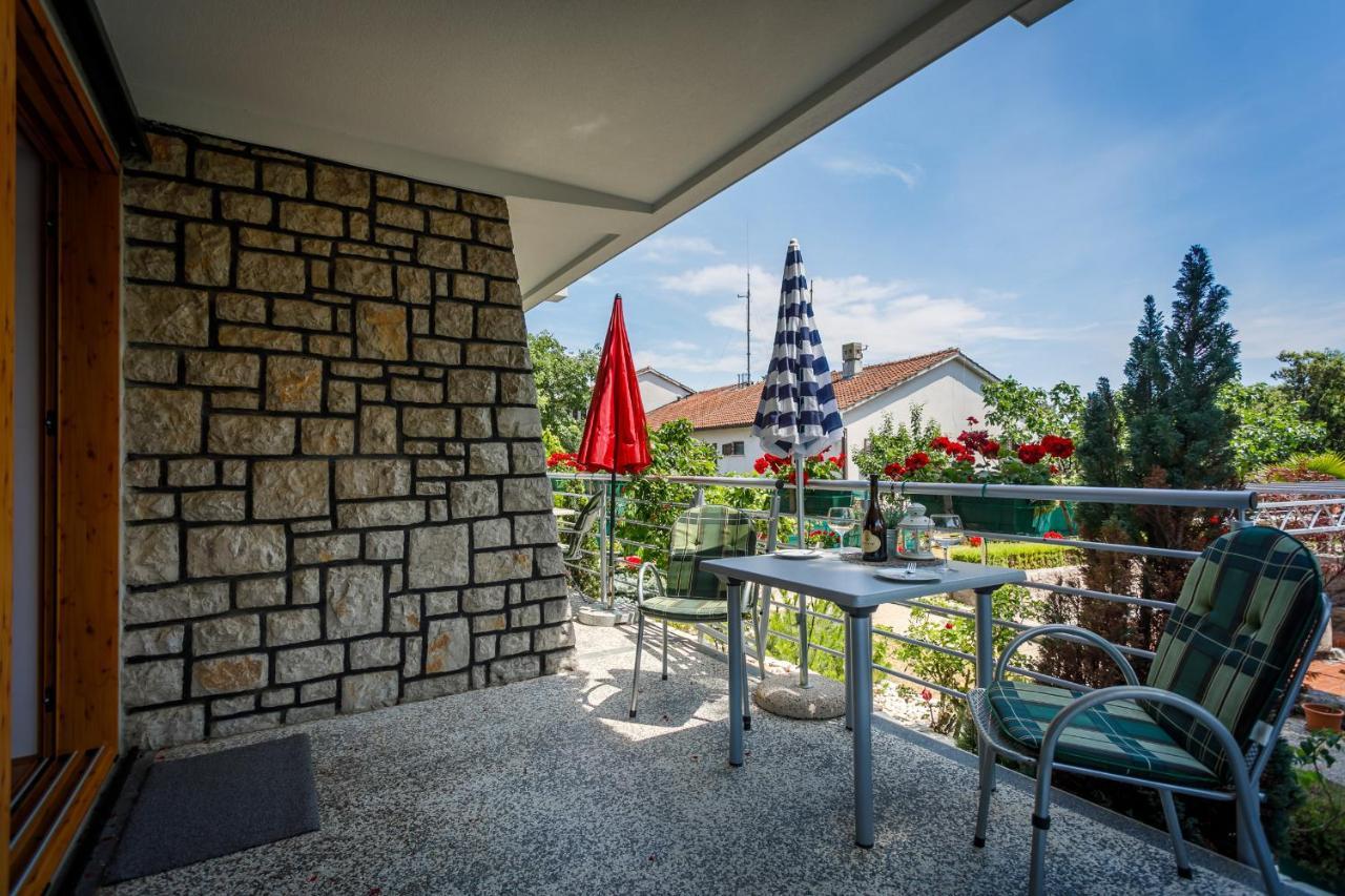 Nada Apartament Krk Town